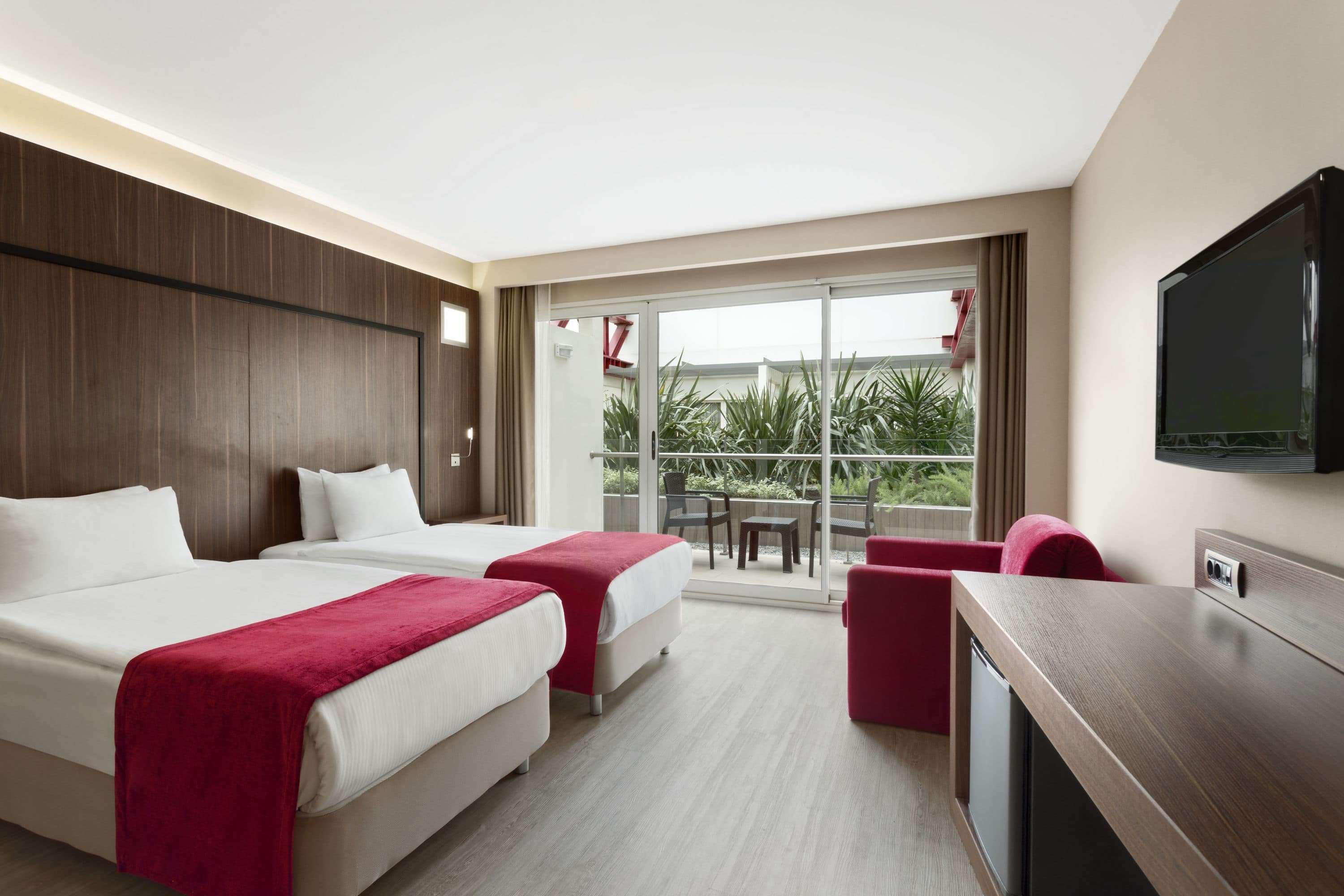 รามาดา อองคอร์ บาย วินด์แฮม อิซมีร์ Hotel ภายนอก รูปภาพ