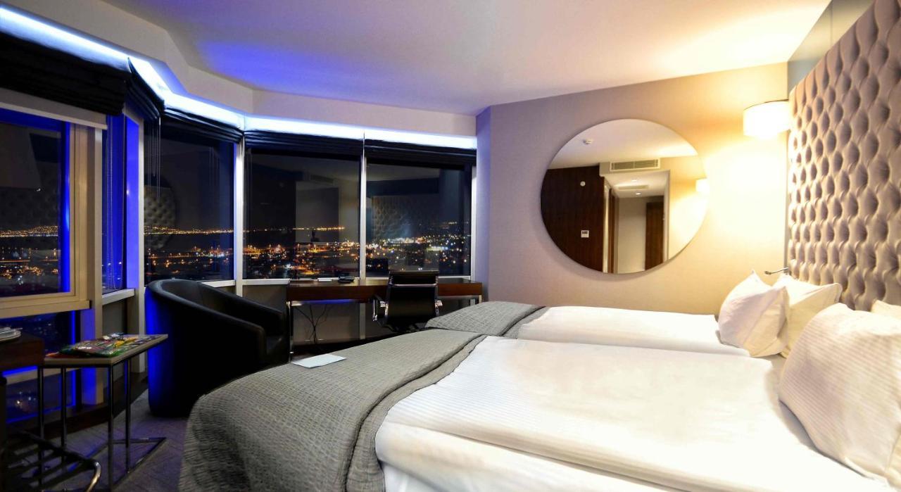 รามาดา อองคอร์ บาย วินด์แฮม อิซมีร์ Hotel ภายนอก รูปภาพ